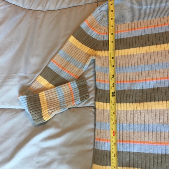 EUC pastel sweater - Tommy Hilfiger - Picture 2 of 7